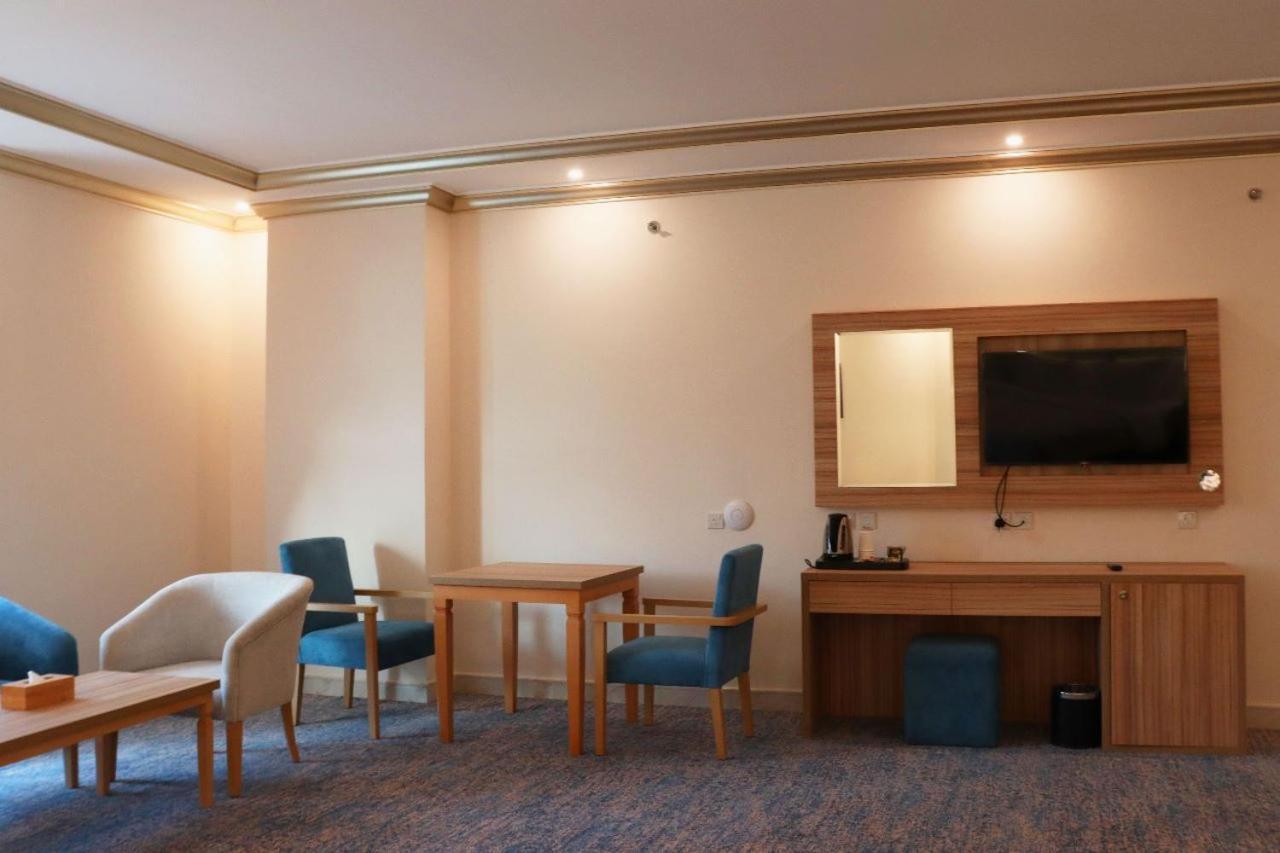 Casa Diora Hotel Джеда Екстериор снимка